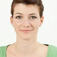 Fachinstitut für medizinische Kosmetik in Neumarkt 1 portrait of a young woman 2025 04 04 09 20 52 utc